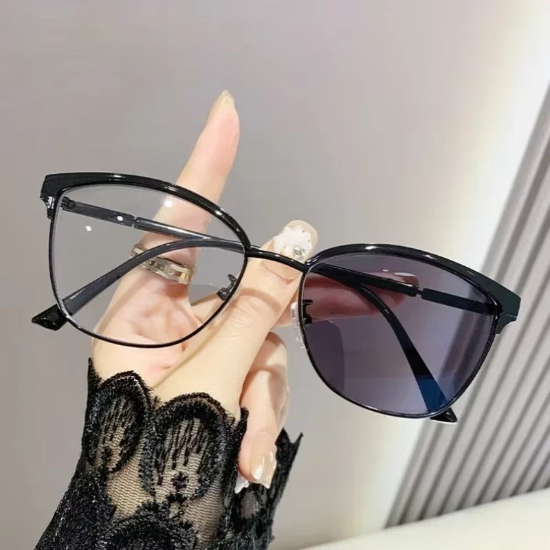 Hale Vision – Occhiali Multifocali Fotocromatici Intelligenti